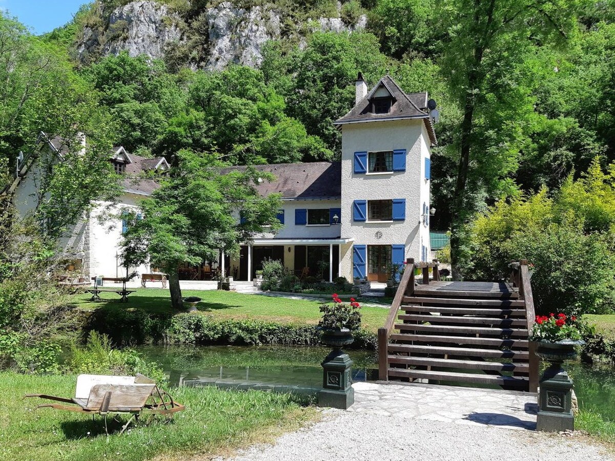 La Chambre Nature vue parc au Moulin de Bénédicty