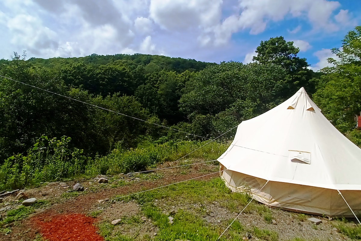 希伯伦山小屋核心营地