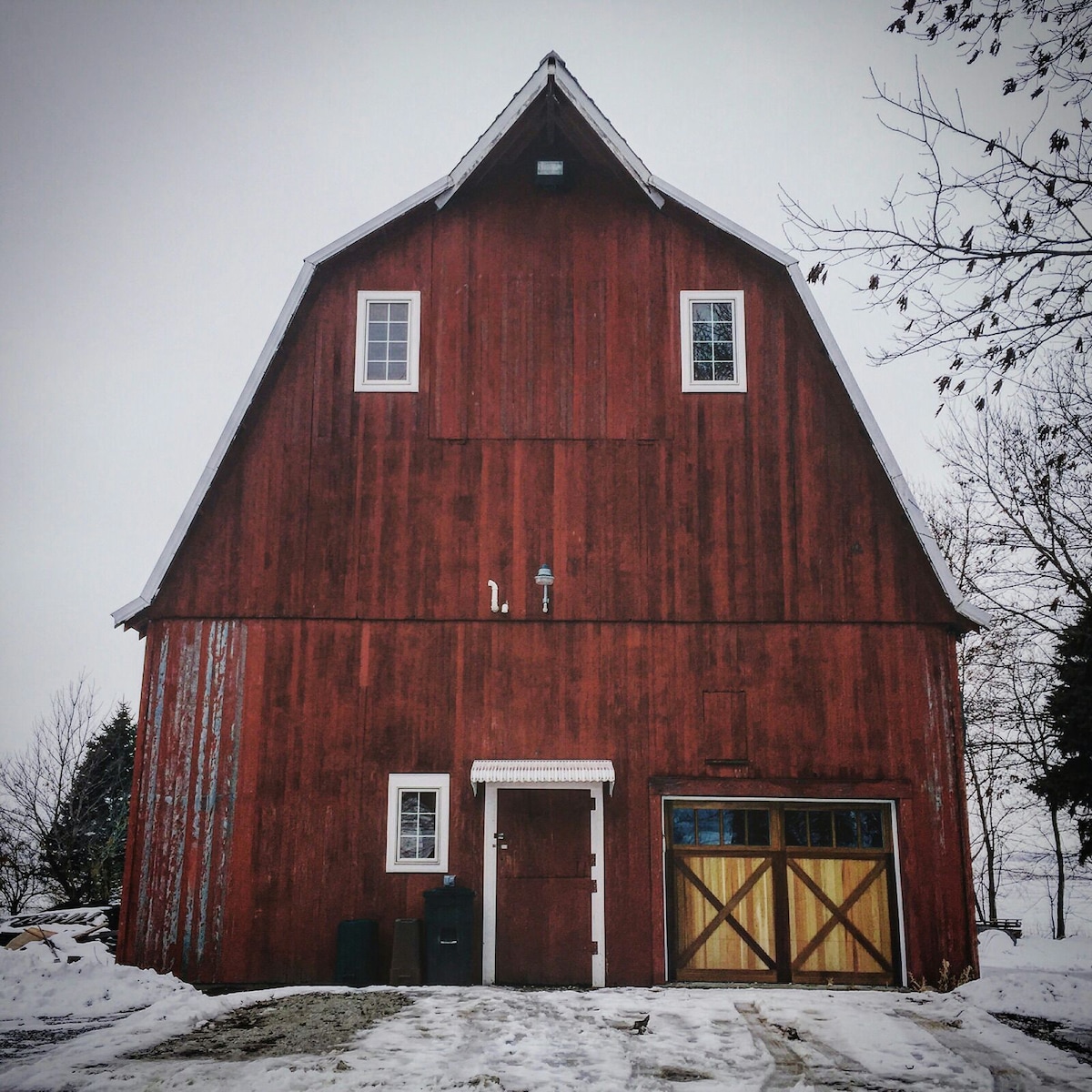 Old Barn Reodel独一无二，艺术气息，太阳能， Glamping ！