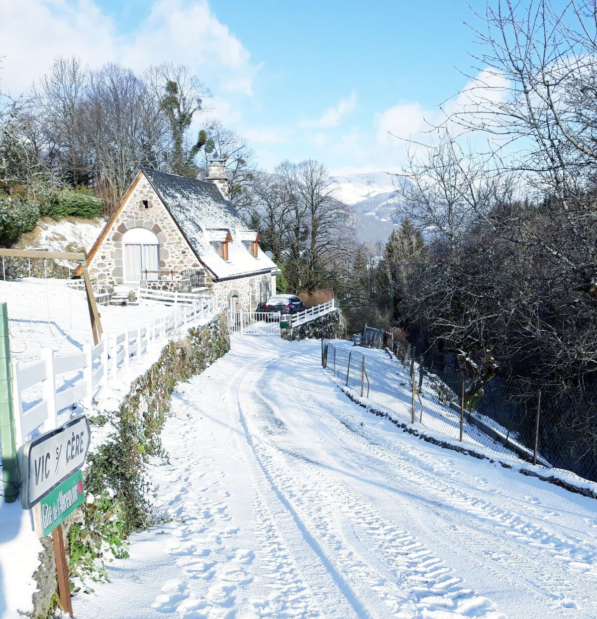 Maison auvergnate cosy avec cheminée