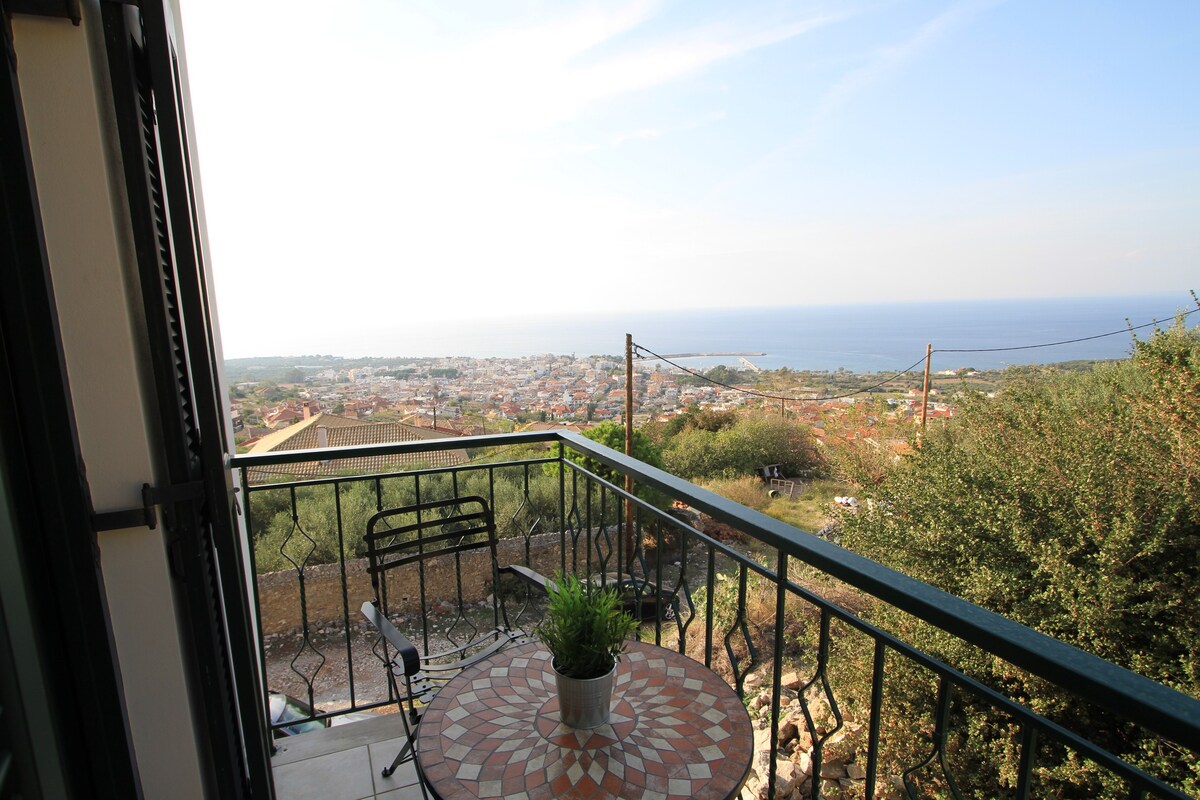 Kyparissia Castle & Sea view