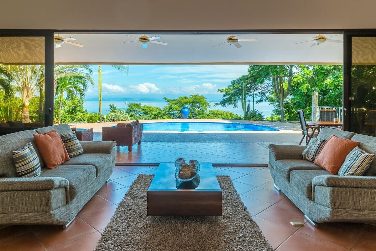 Villa Paraiso (Beautiful Ocean View) Costa Rica