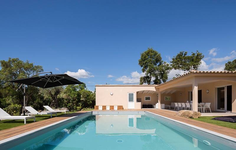 Villa Poggio Rosso : Pool-House & Piscine chauffée