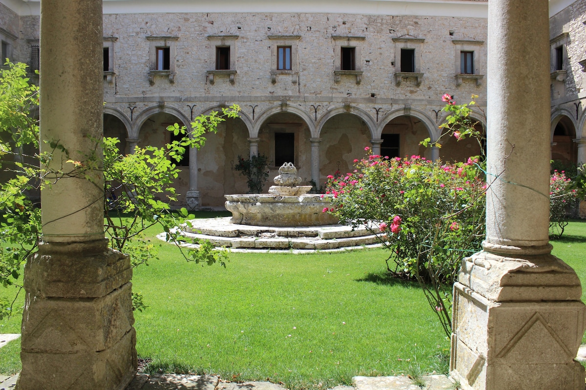 Abbazia Santa Maria del Bosco