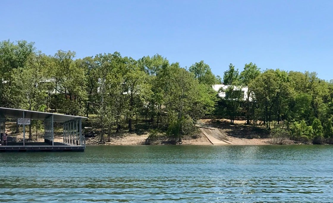 Lakeside, Table Rock Lake views, Family Getaway