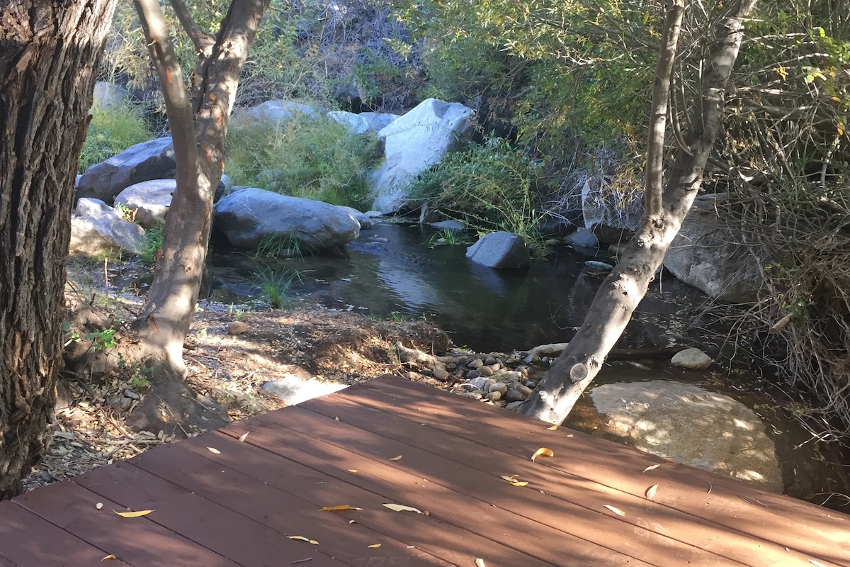 Tillie Creek绿洲：热水浴缸、小溪、无尽的大自然