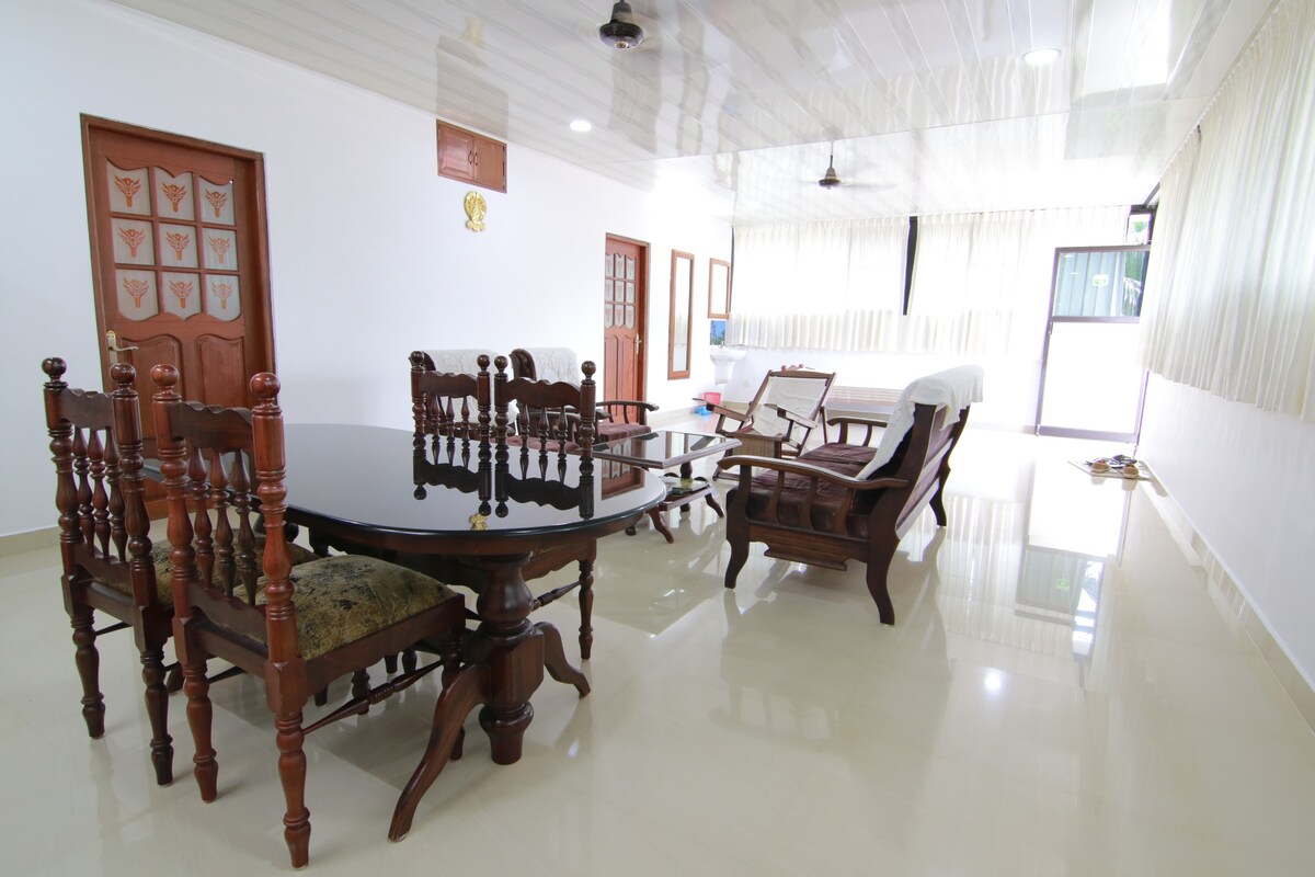 For Cochin Homestay Single AC Ground floor