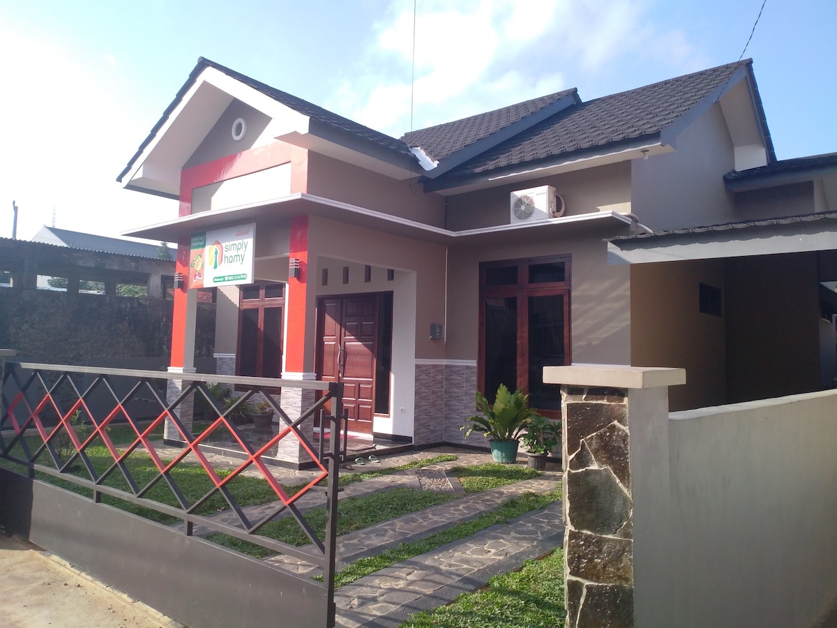 Homestay Purbalingga Tengah Kota by Simply Homy