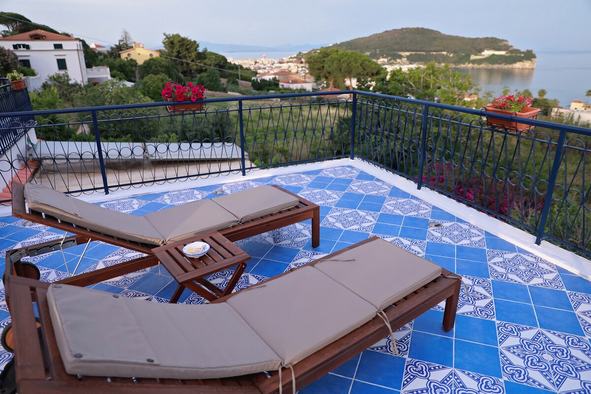 Arches on the sea B&B Gaeta Enea room