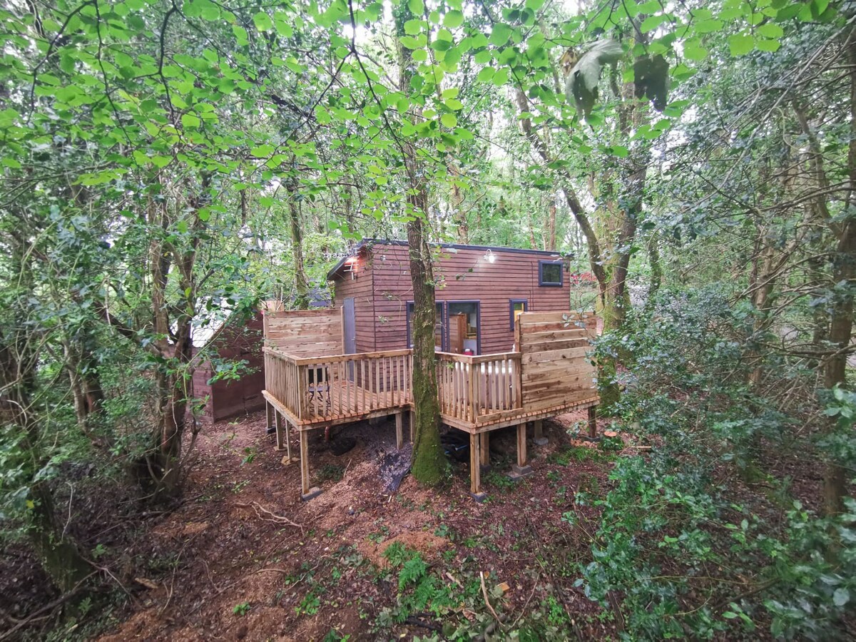Tiny House-HotTub-St.Clears-Pembrokeshire-Tenby