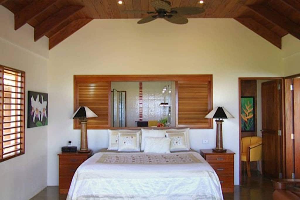 Sea Winds Luxury Villa, Coral Coast Fiji