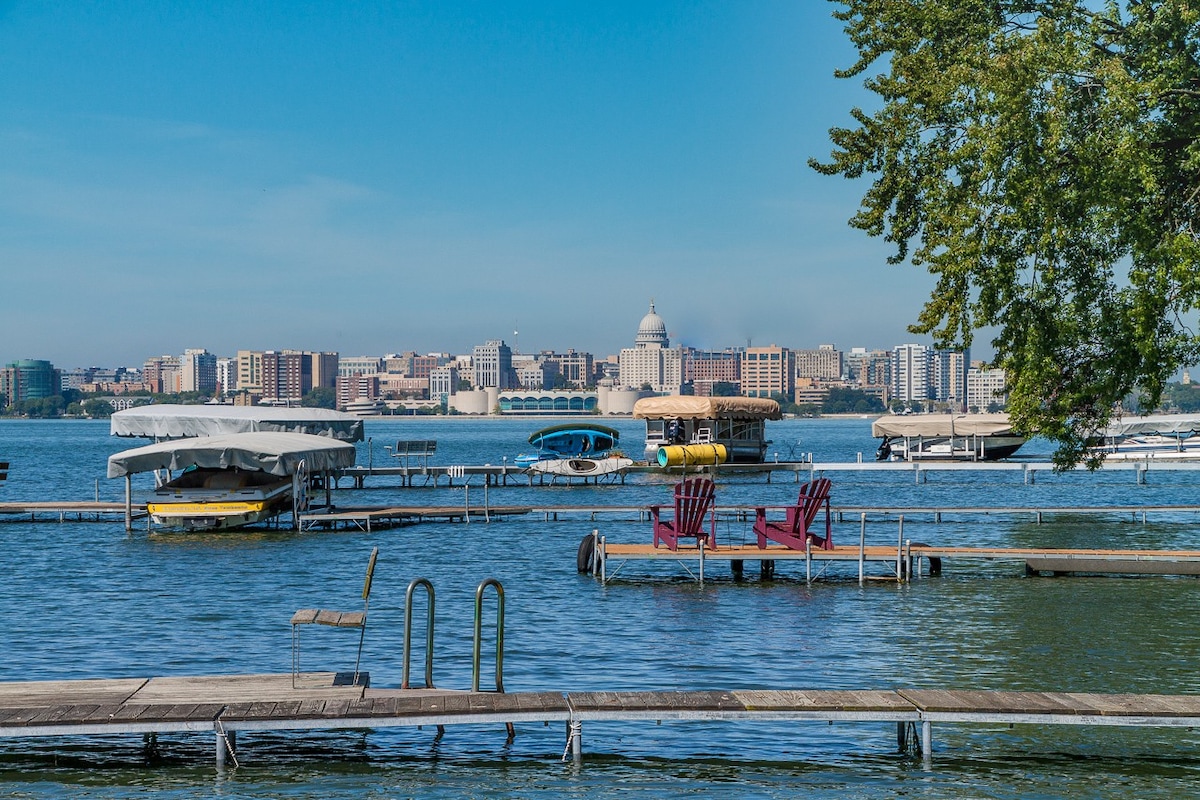 Lux Lakefrt靠近市中心：冬季/夏季天堂