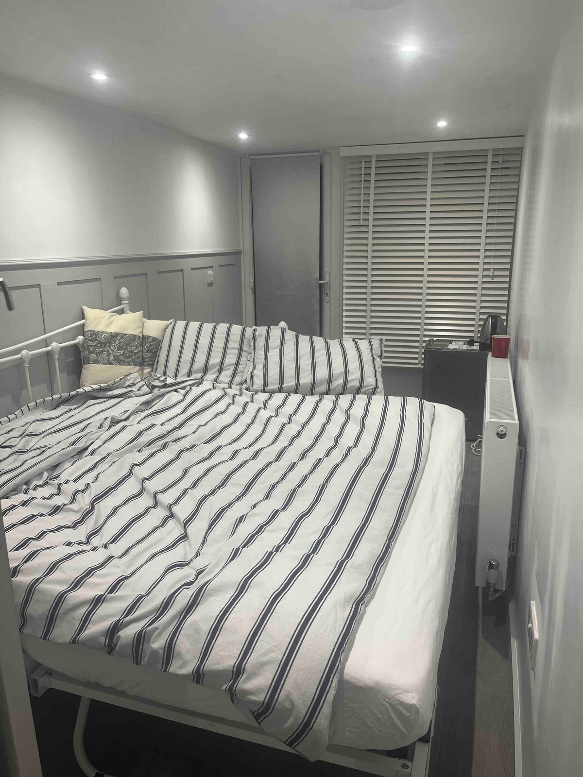 Guest Suite w/ own entrance near Cardiff and UoSW