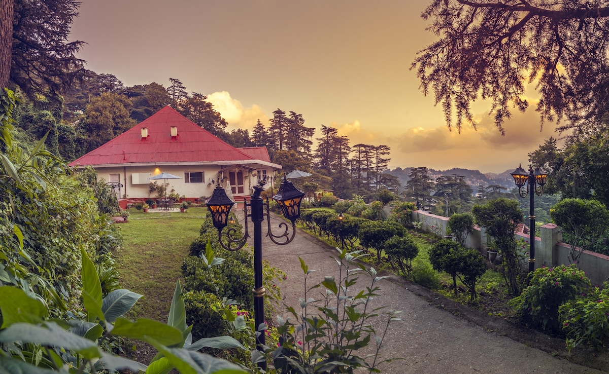 Shimla市中心的5卧室曼谷传统私人乡村小屋（ BHK Heritage Private Cottage ）