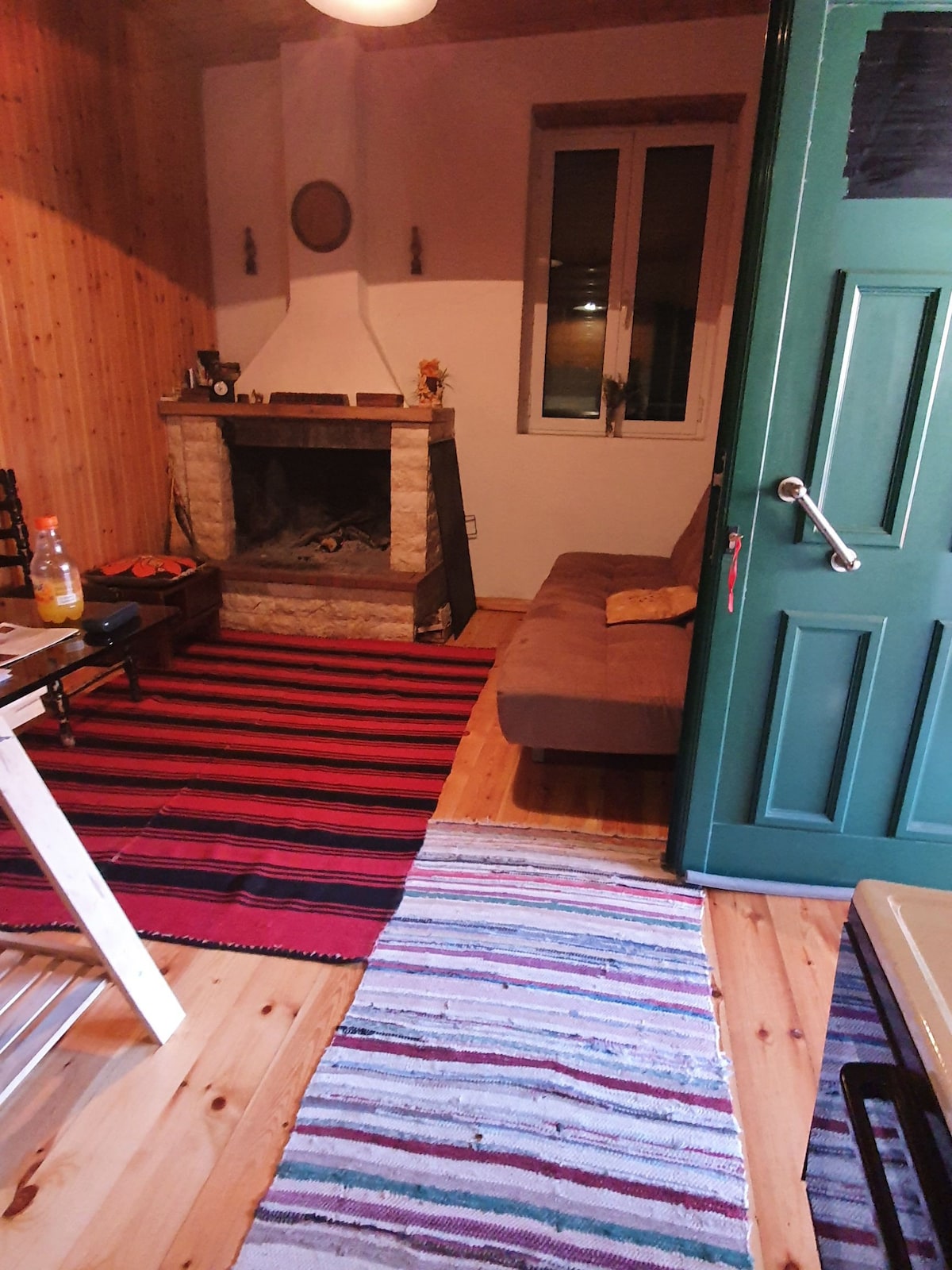 Traditional 2bedroom cottage @Zarouhla+ fireplace