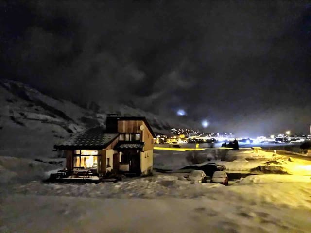 蒂涅(Tignes)的民宿