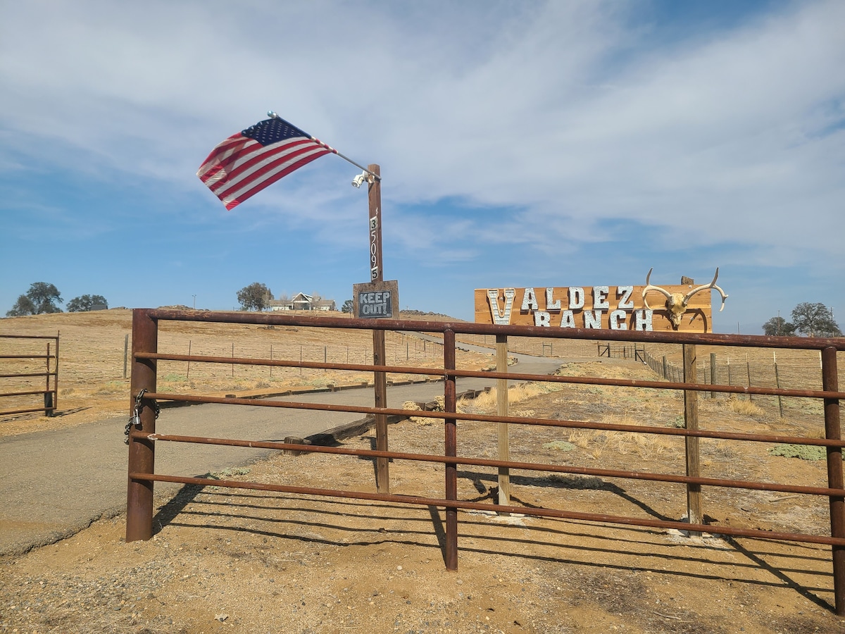 巴尔迪兹牧场（ Valdez Ranch House ） ，占地40英亩，靠近约塞米蒂公园（ Yose