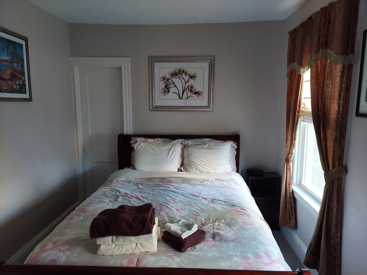 天使之家客房一张标准双人床12英寸记忆泡沫床