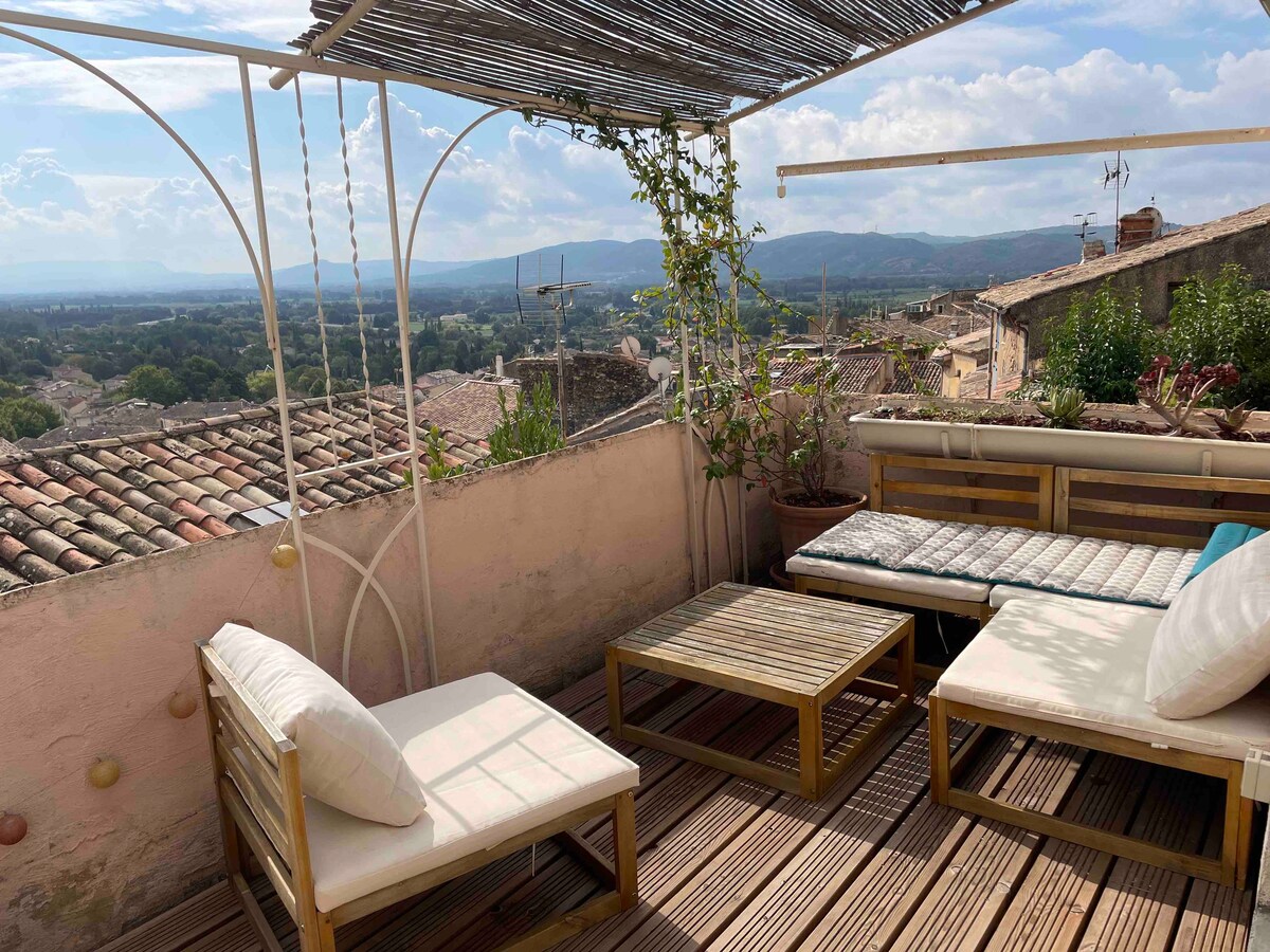 Vue panoramique, appartement calme et lumineux