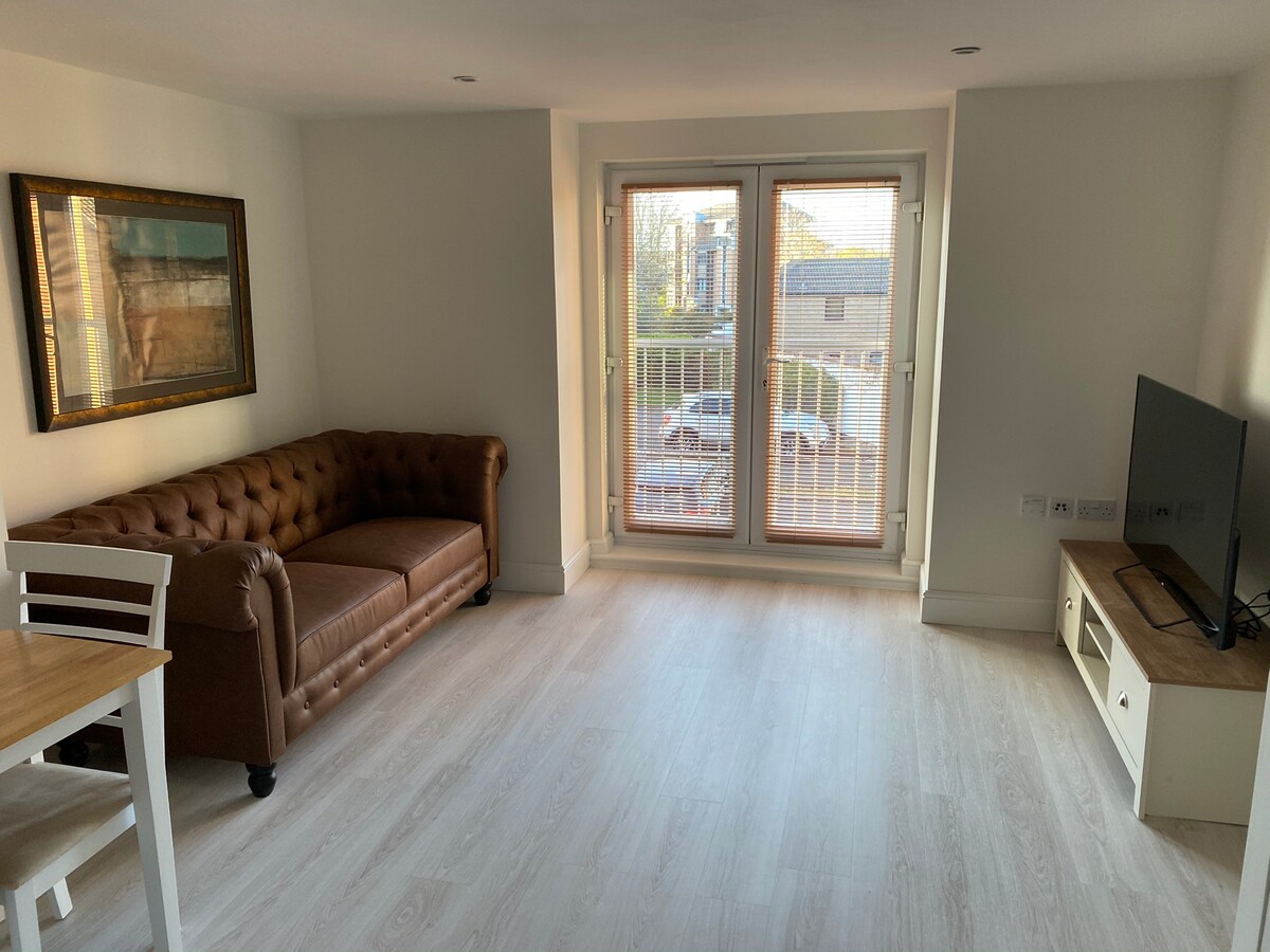 Newly Refurbished Entire Apartment - Newcastle