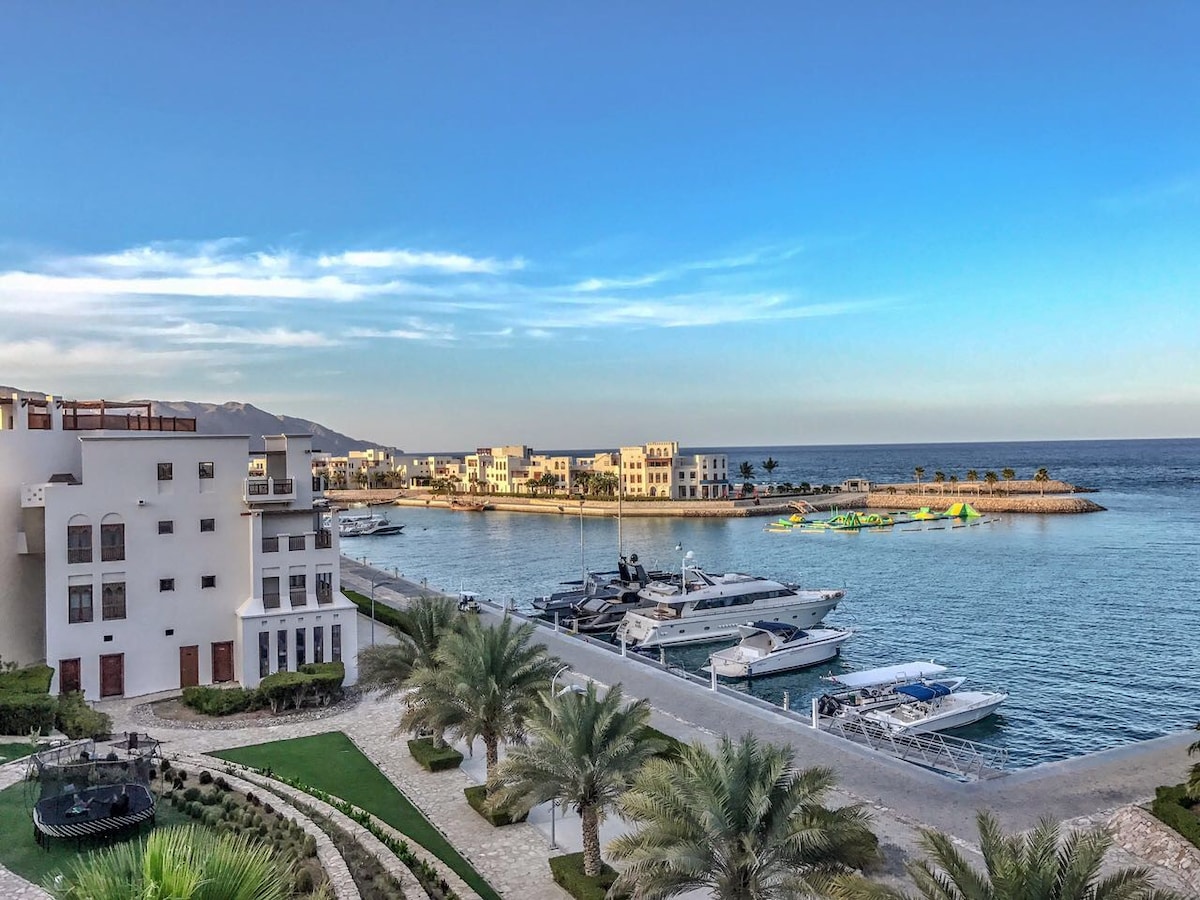 2 Bedroom Apartment with Sea View in Jebel Sifah