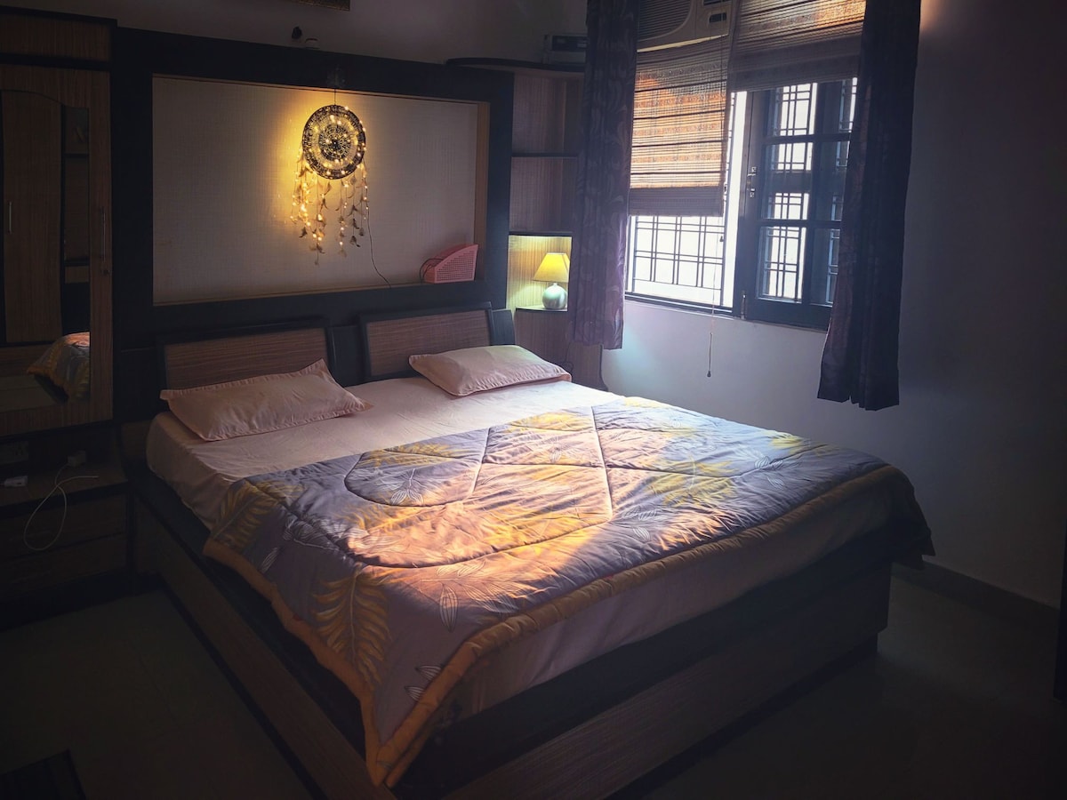 Private AC room in Rishikesh