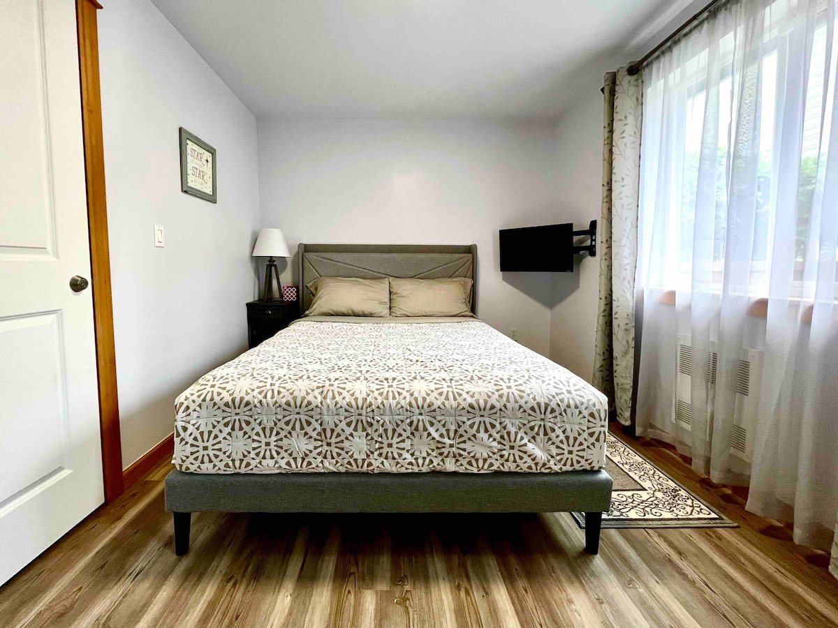 Nice Private bedroom Near Downtown