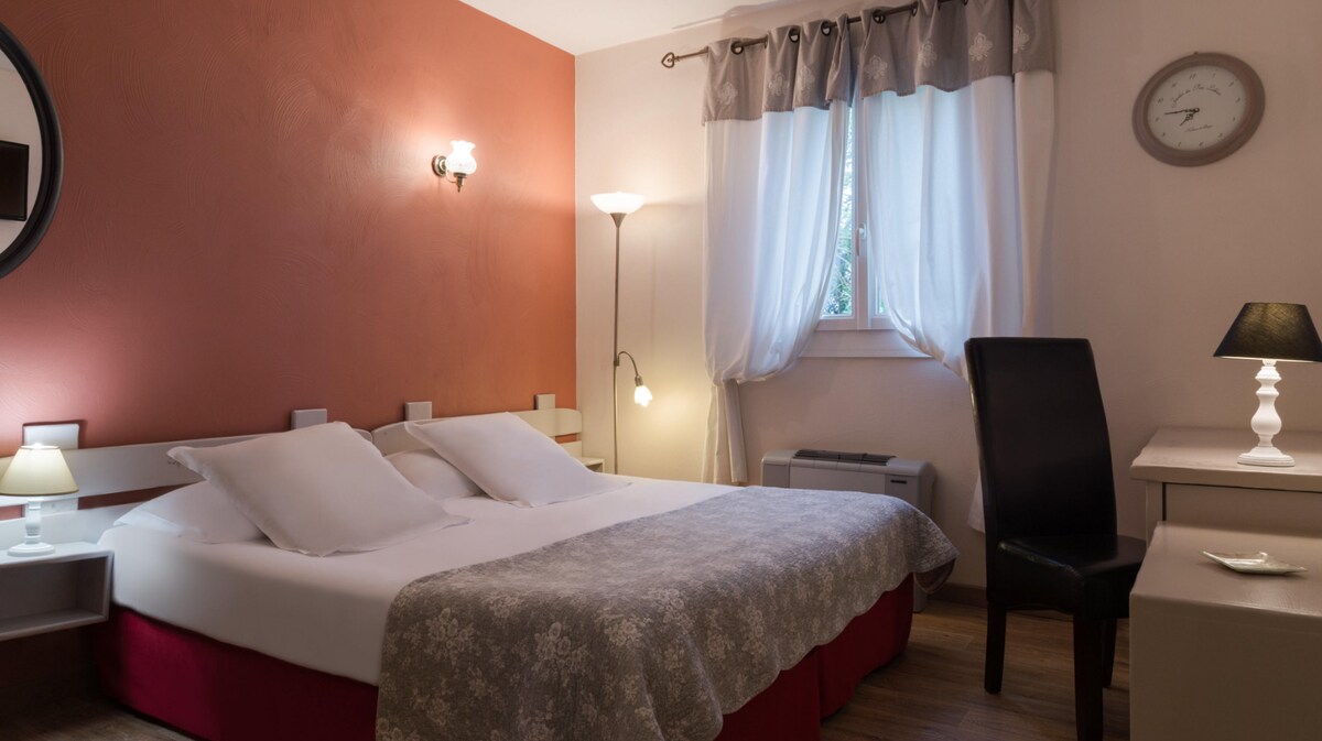 Comfort 1 or 2 Persons | Hôtel du Parc, Avignon