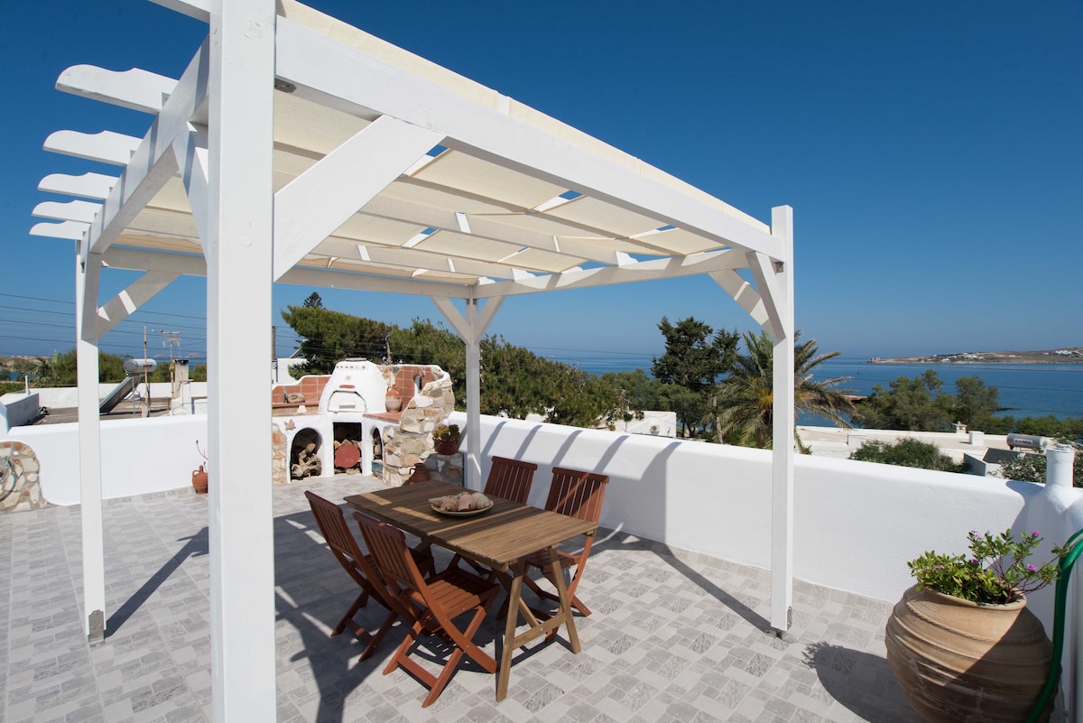 帕罗斯公寓（ PAROS APARTMENT MELAS ）