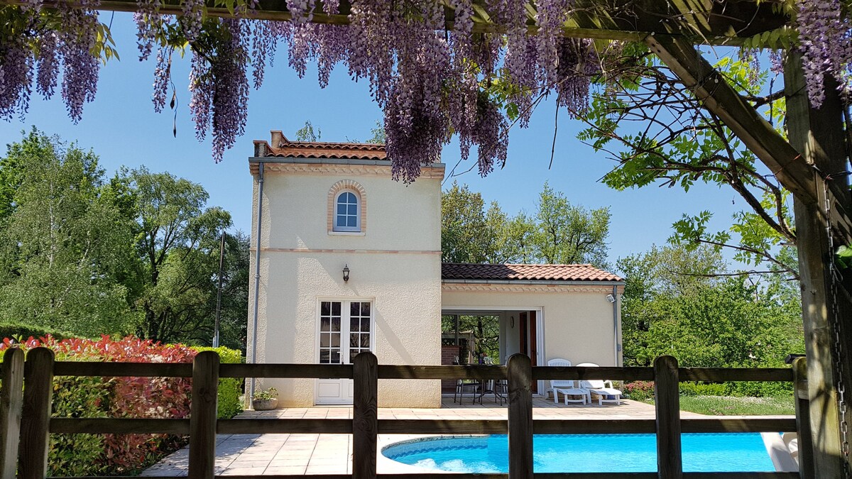 Gîte rural (3 épis) avec piscine à 5 mn d'ALBI