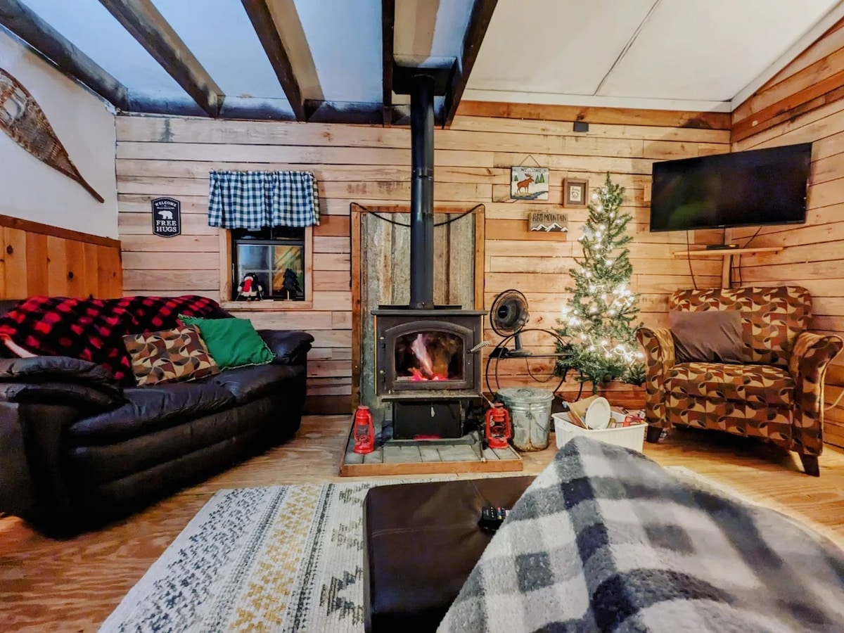 Peaceful Pines ADK Cabin