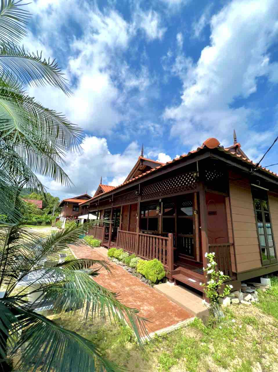 ROOOMSTAY INAP NEKMI带泳池（ CAIRNSIANA ）