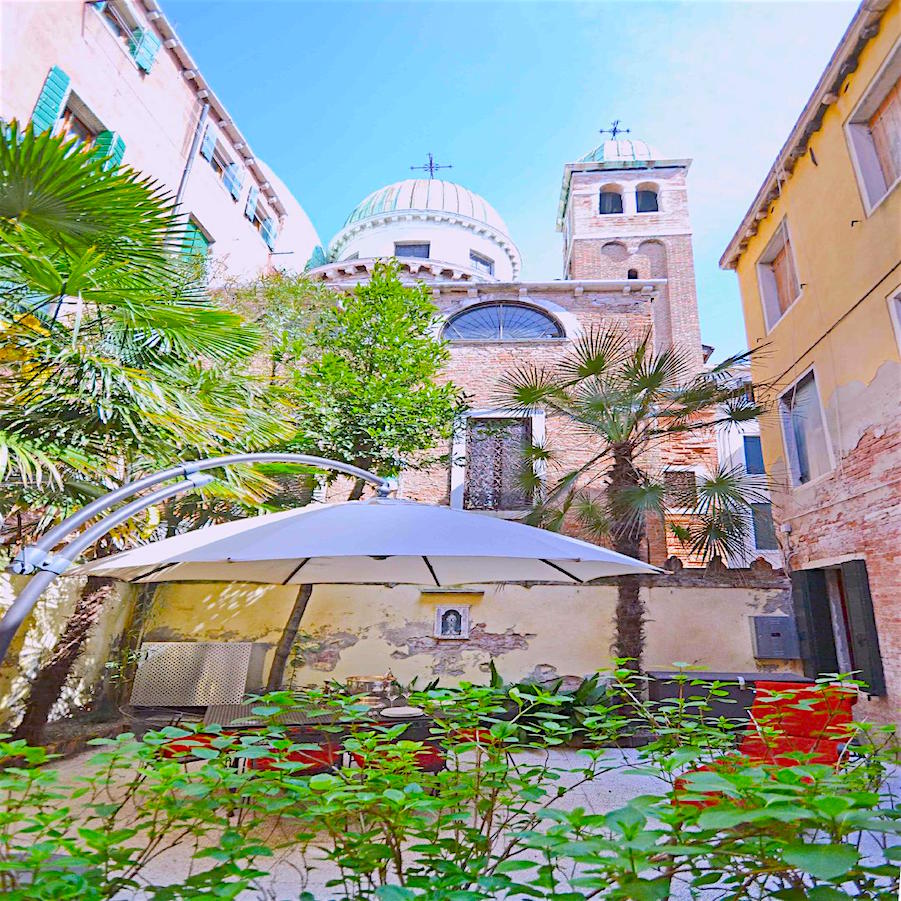 Secret Haven Garden Apartment - Giardino Segreto