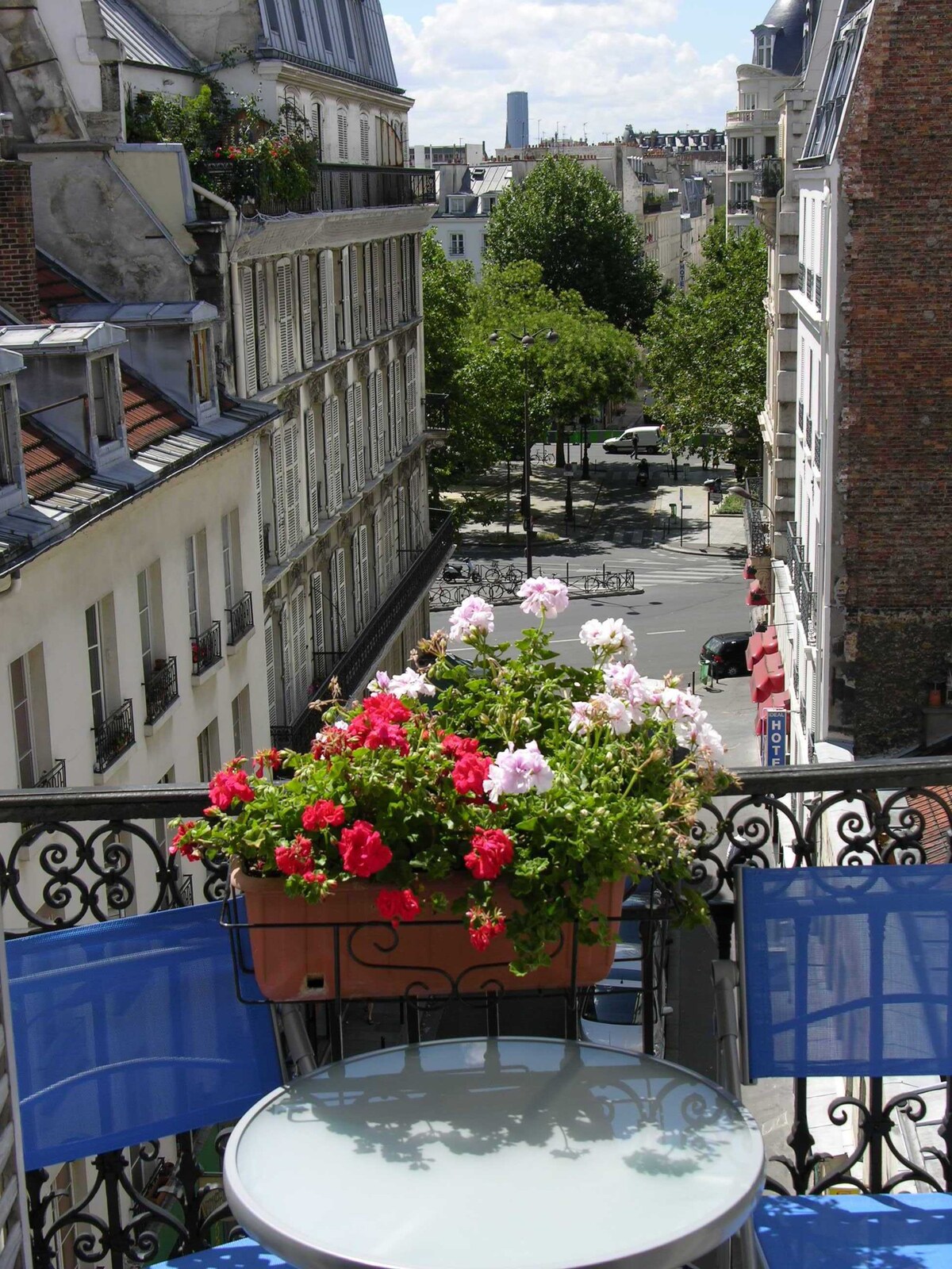 位于巴黎11区中心的带阳台的公寓