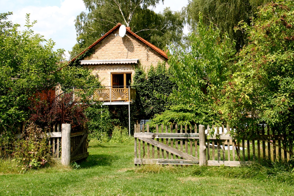 Ruhe- und Rückzugsort im naturnahen Garten