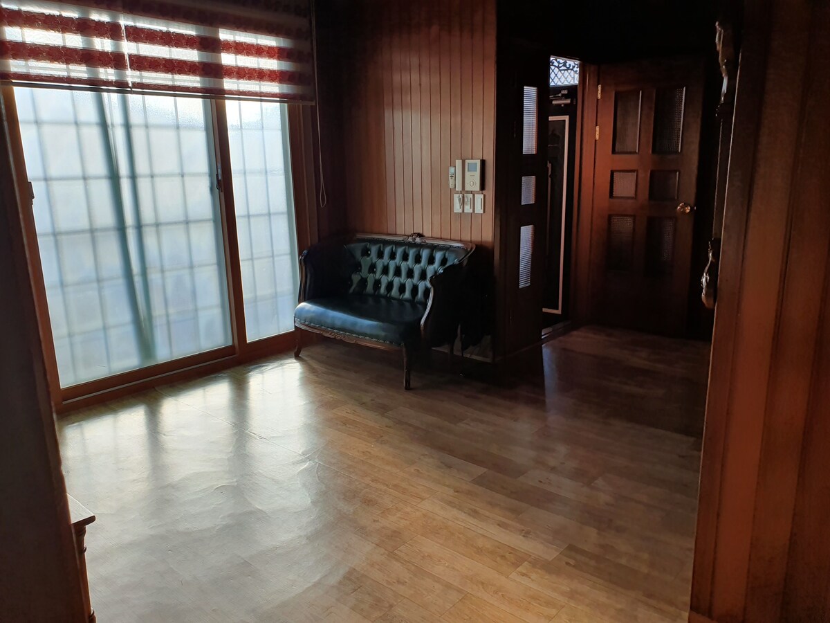 [暖气住宿] #独栋别墅#海景#大哈公园# Yokgyeok旅行电器总站，宽敞通风的私人空间