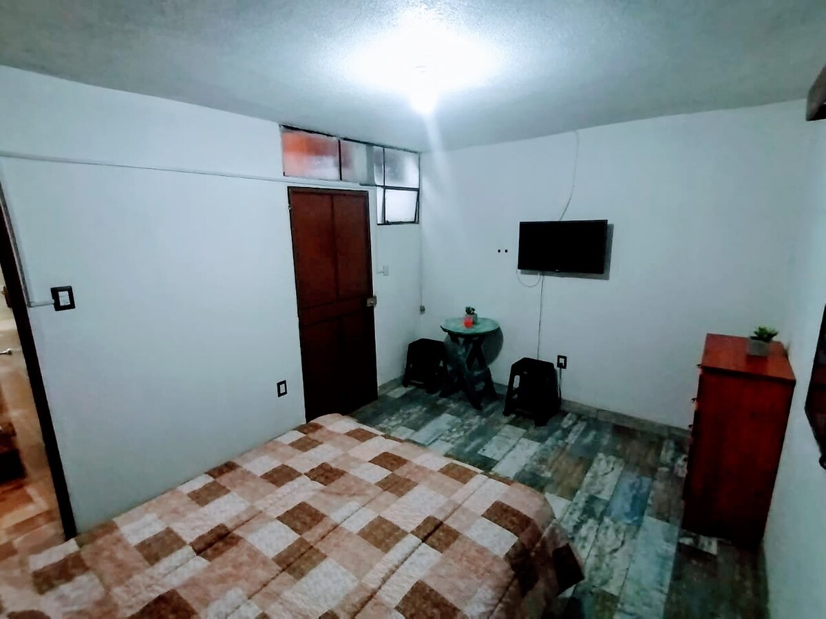 Casa Santiago (Room 1), Zona 11 Guatemala