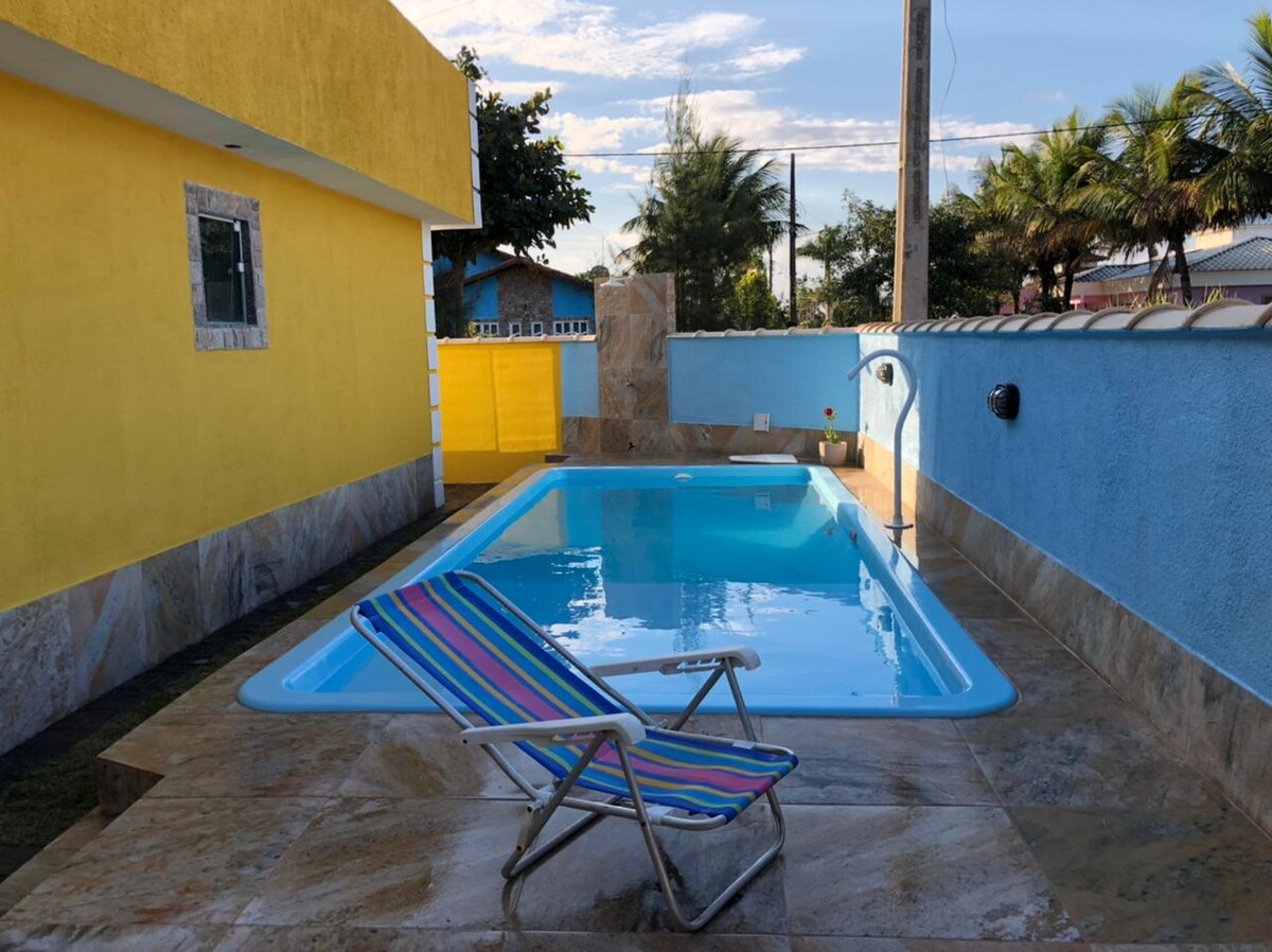 Casa de Praia com Piscina em Condomínio