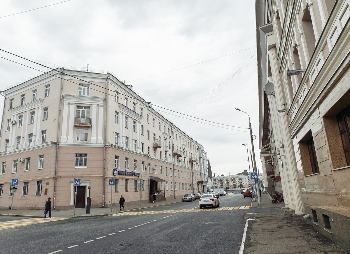 Четырехкомнатные апартаменты в центре Казани