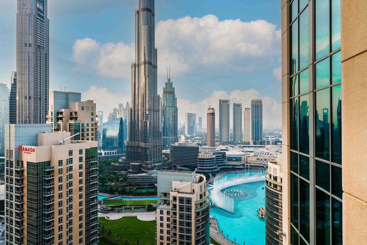 King 1BR Apartment W/ Burj Khalifa & Fountain View