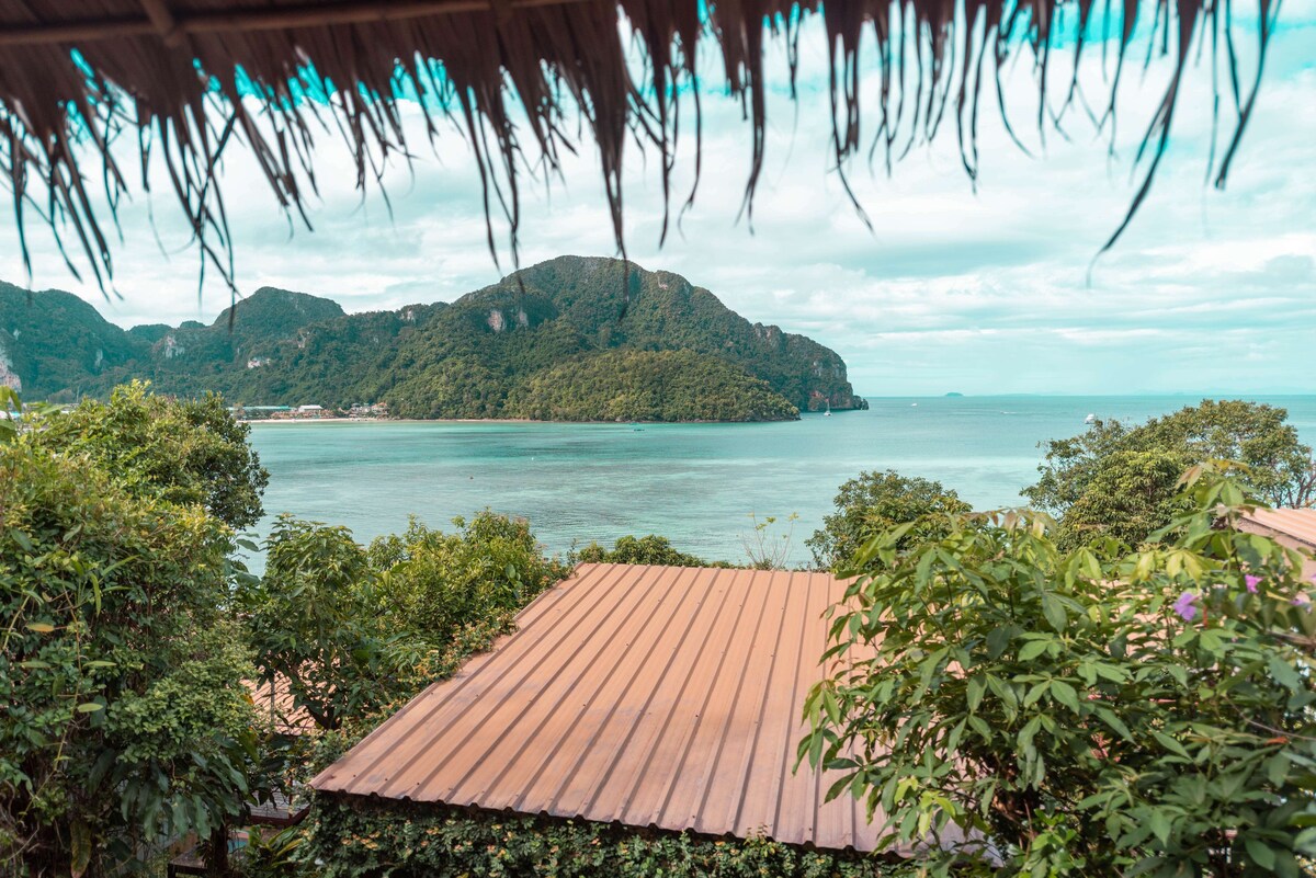 Awesome View Double Bungalow on Phi Phi