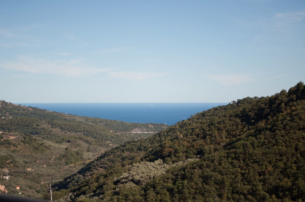 Il Mulino a Vento: Sea View, Umbrella and BBQ