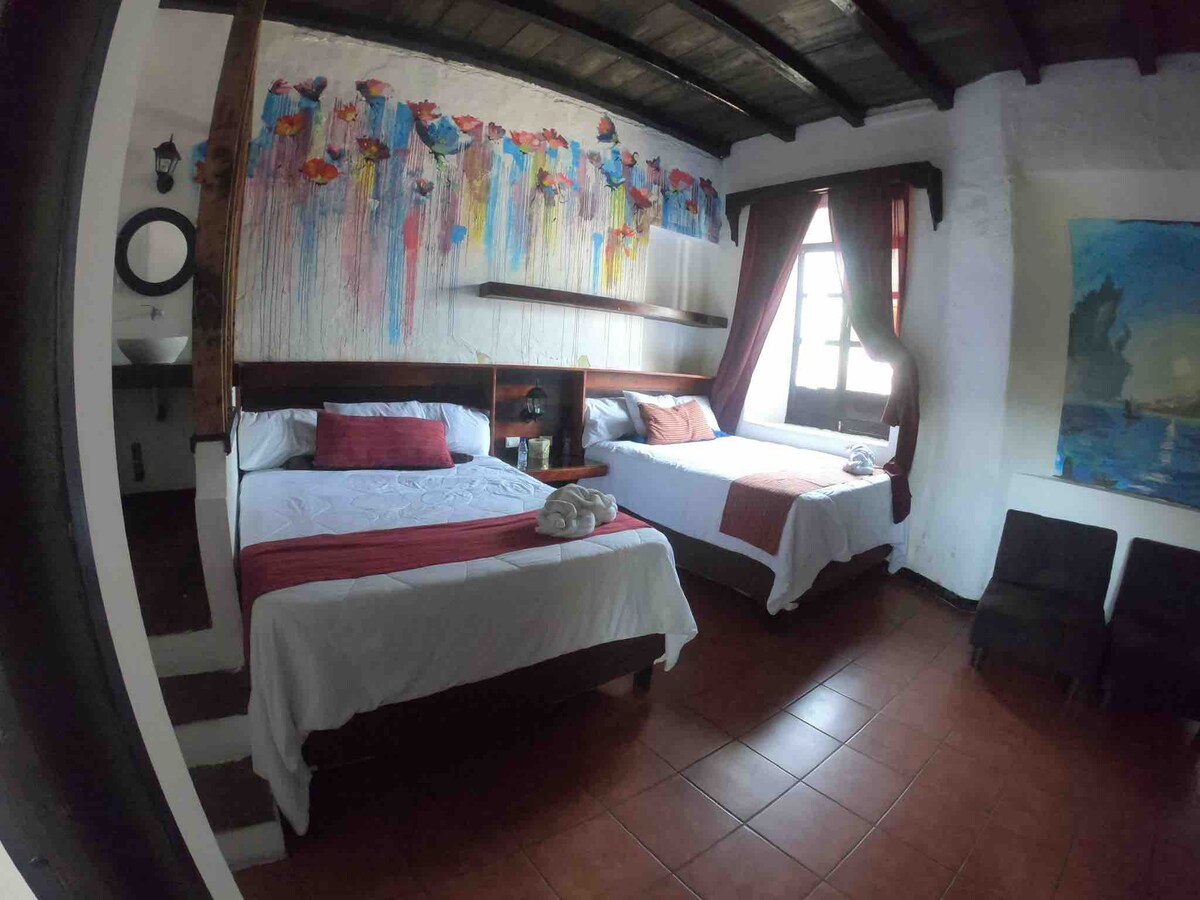 Hostal del Ángel, Coban 
H#1