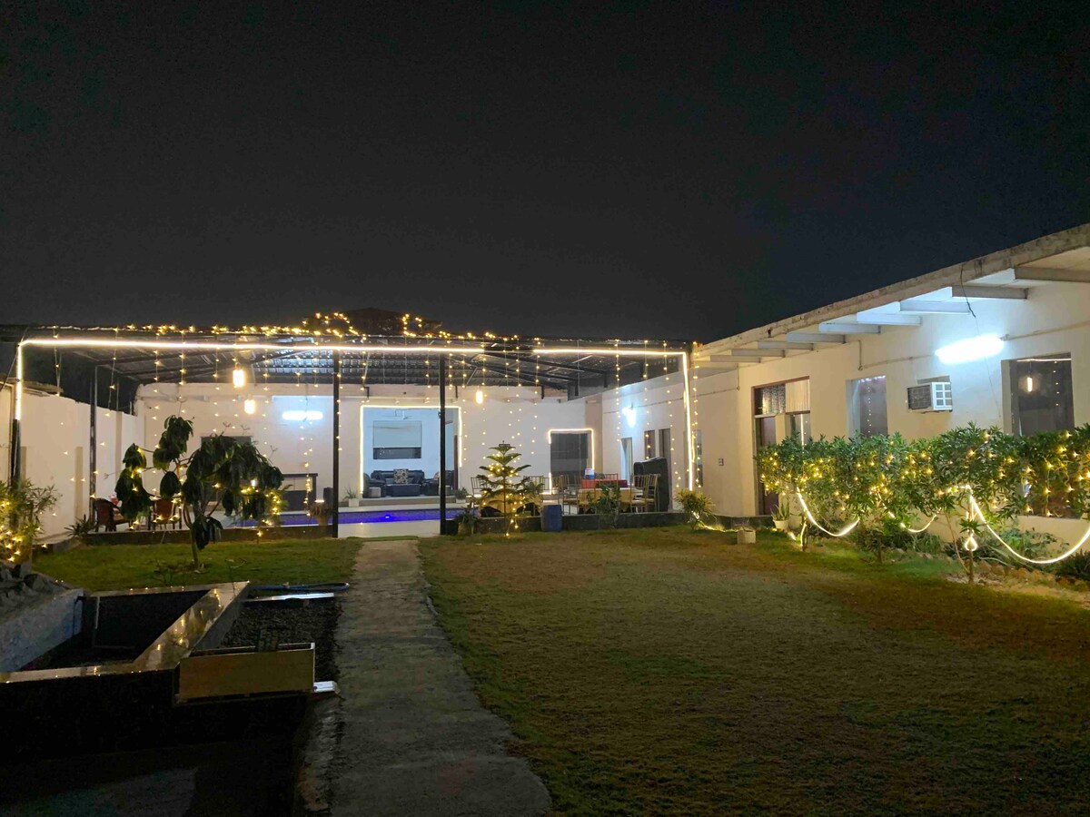 RoseVilla 5 BHK Farm Villa, Pool, Gurgaon