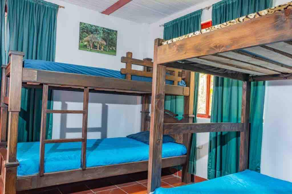 Granja - Hostal ： Santa Ana Campestre Tinjaca