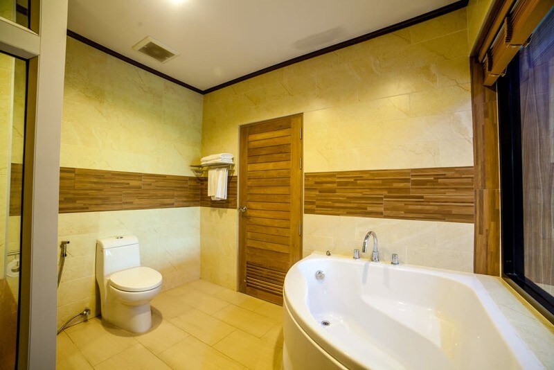 湄公河温泉套房，带浴缸+花园景观- RO