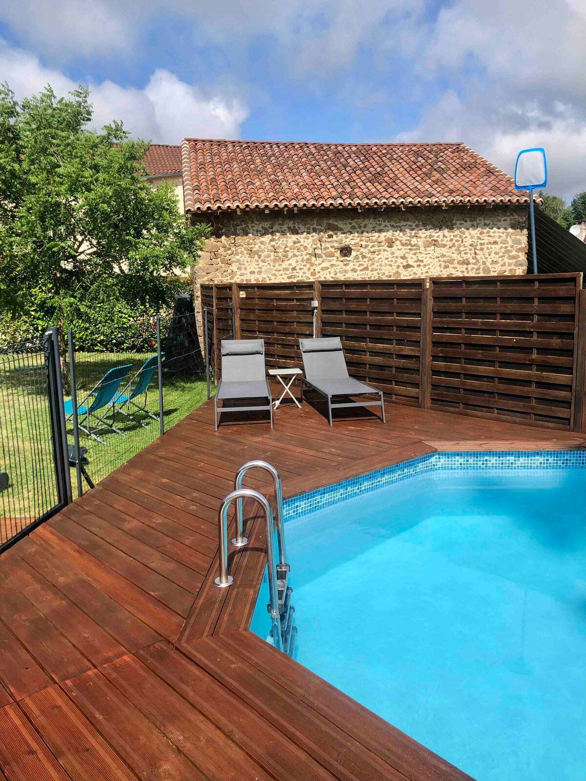 Cosy Retreat - Heated Pool - Private Garden