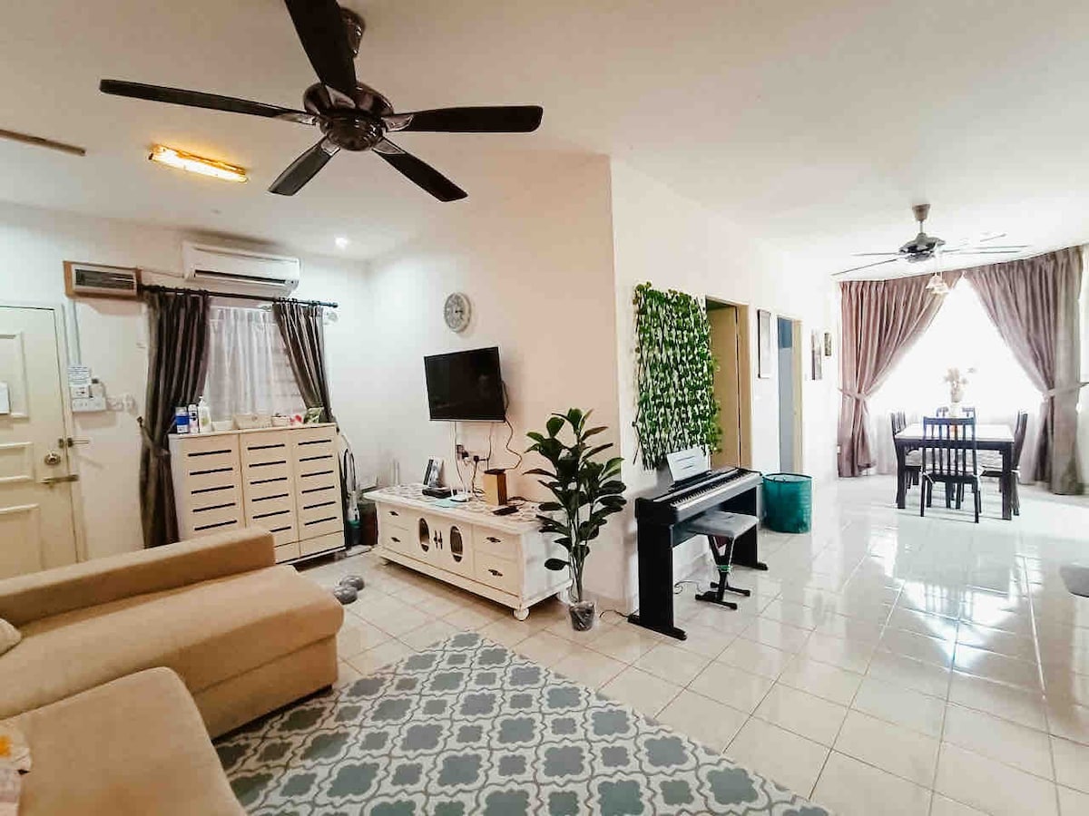 可爱的3卧室公寓，带无线网络和空调，距离亚庇国际机场和亚庇市15分钟车程