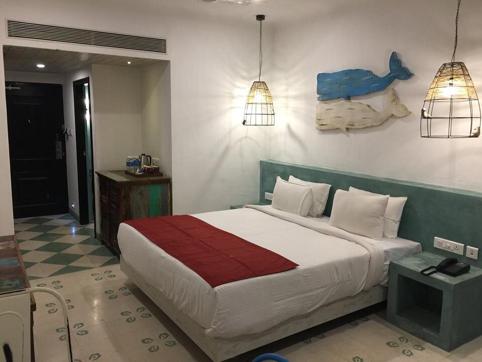 Beach Themed Room in Boutique Hotel at Betalbatim