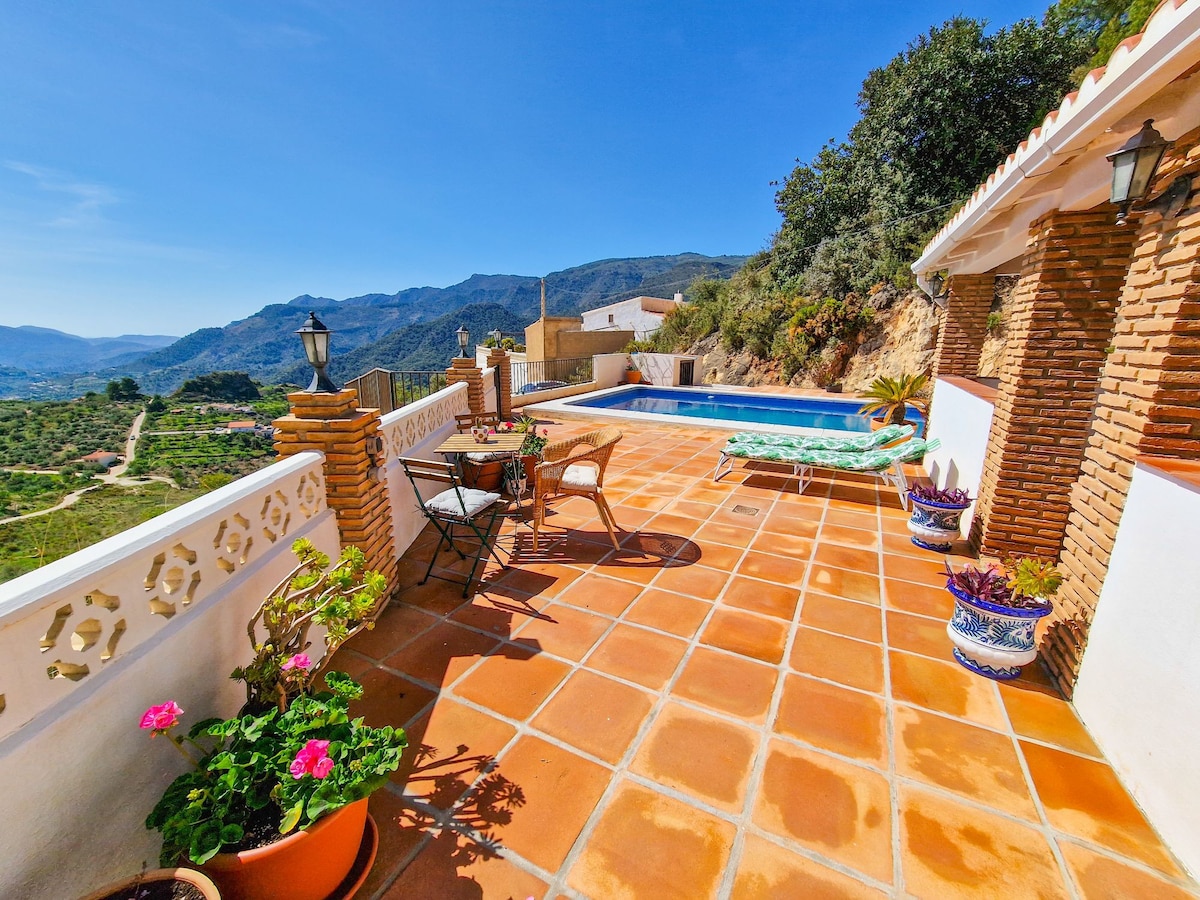 Villa near Granada with Big Pool & Gorgeous View